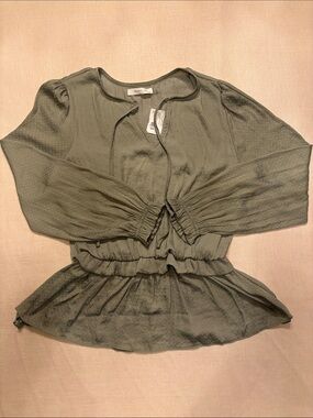 Mustard Seed Olive Tie-Front Peplum Blouse